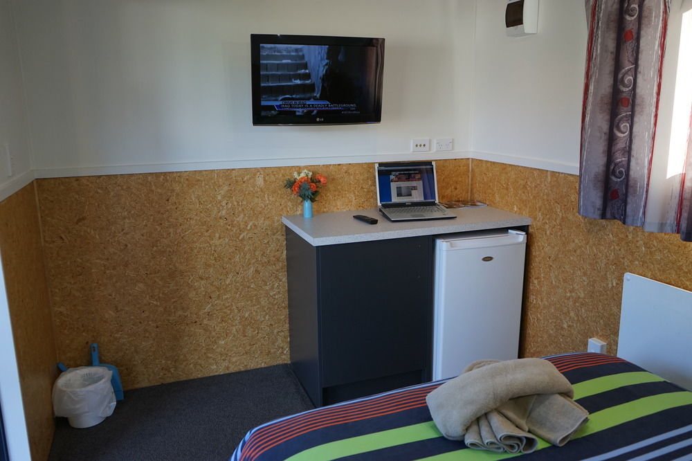 North South Holiday Park Christchurch Exterior foto